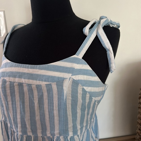 Old Navy Light Blue and White Striped Babydoll Camisole size L - Picture 3 of 7